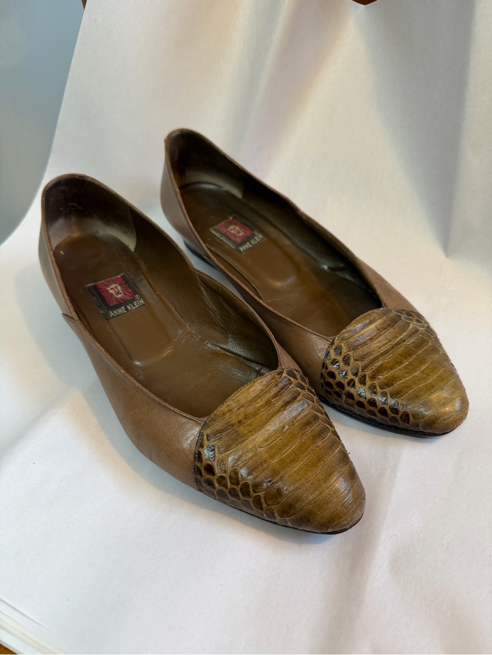 Anne Klein Brown Leather Snakeskin Cap Toe Pumps Heels Size 7.5